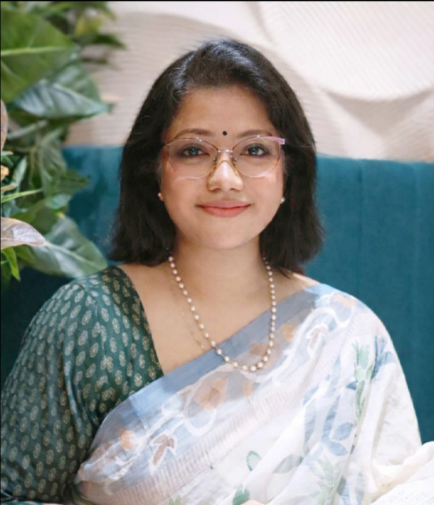 Louise Khurshid